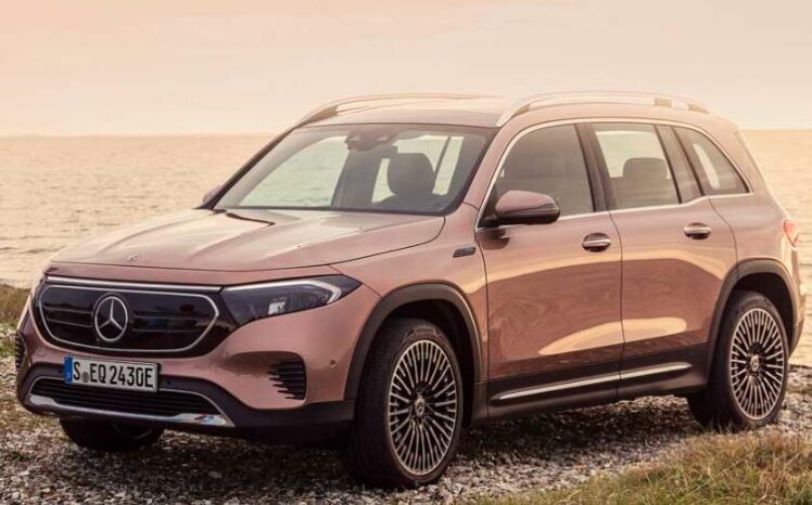 نمای جلو مرسدس بنز EQB260 مدل ۲۰۲۴ – Mercedes-Benz EQB260 Front View
