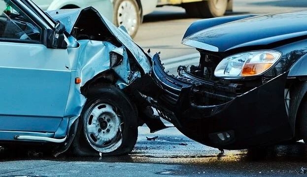 بخشودگی ۱۰۰ درصدی جرایم بیمه‌نامه شخص ثالث | تمدید بیمه شخص ثالث بدون جریمه تیر ۱۴۰۴