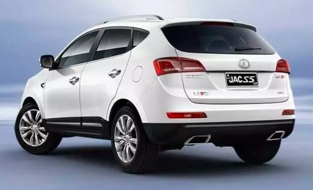  نمای عقب JAC S5 نیوفیس با مدل قبلی هیچ تغییری نداشته 