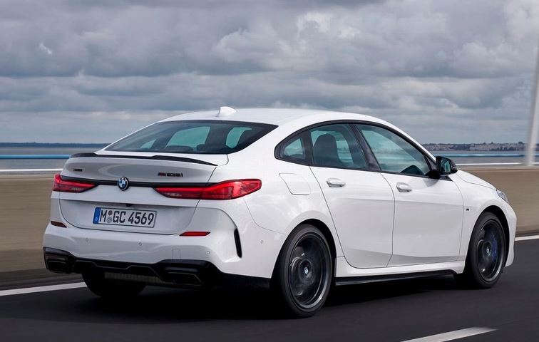  نمای عقب BMW 225 LM Sport 2025 بی‌ام‌و ۲۲۵ نسخه تولید شنیانگ چین 