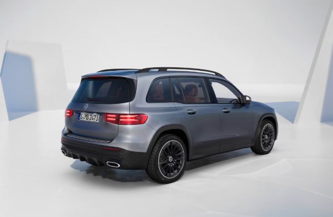  نمای عقب مرسدس بنز GLB 2026 – Mercedes Benz GLB 2026 Rear View 