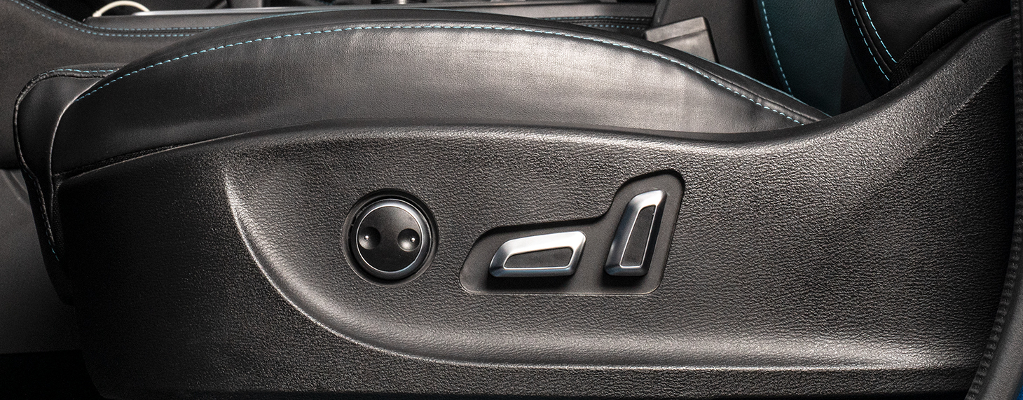  دگمه های کنترلی پیکاپ G9 ( ZX G9 ) صندلی راننده 6 حالته برقی و سرنشین 4 حالته برقی 