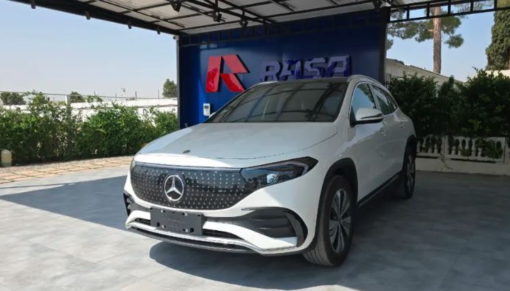  نمای جلو مرسدس بنز EQA260 مدل ۲۰۲۴ – Mercedes-Benz EQA260 Front View 